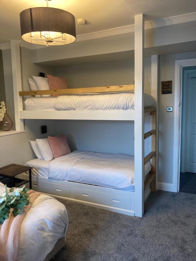Abbey Court Guest House Carlisle  Ngoại thất bức ảnh